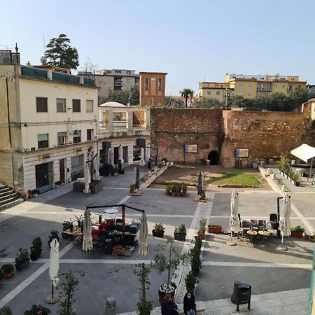 Appartamento Luminosissimo In Pieno Centro 그레세토 외부 사진